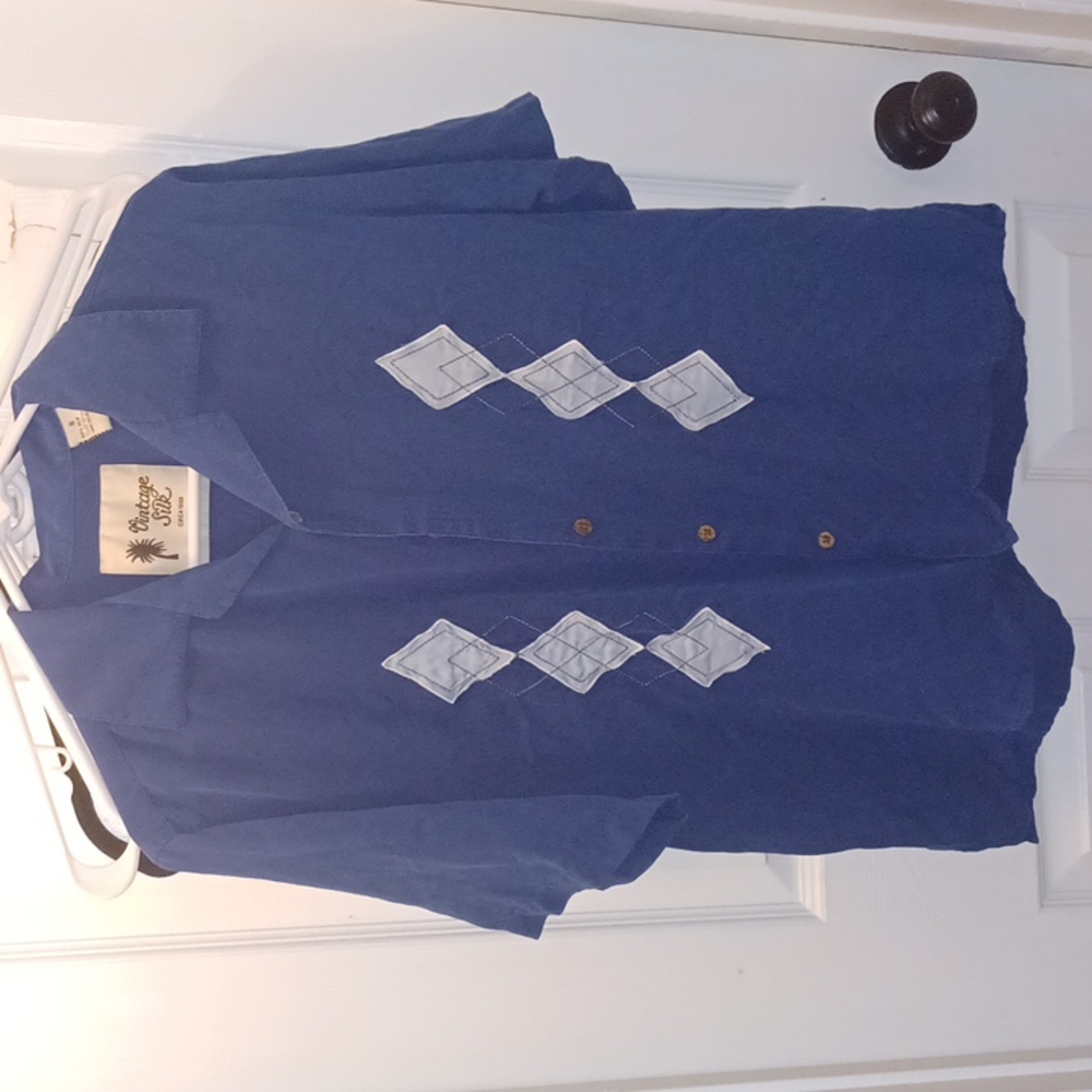 Retro button down